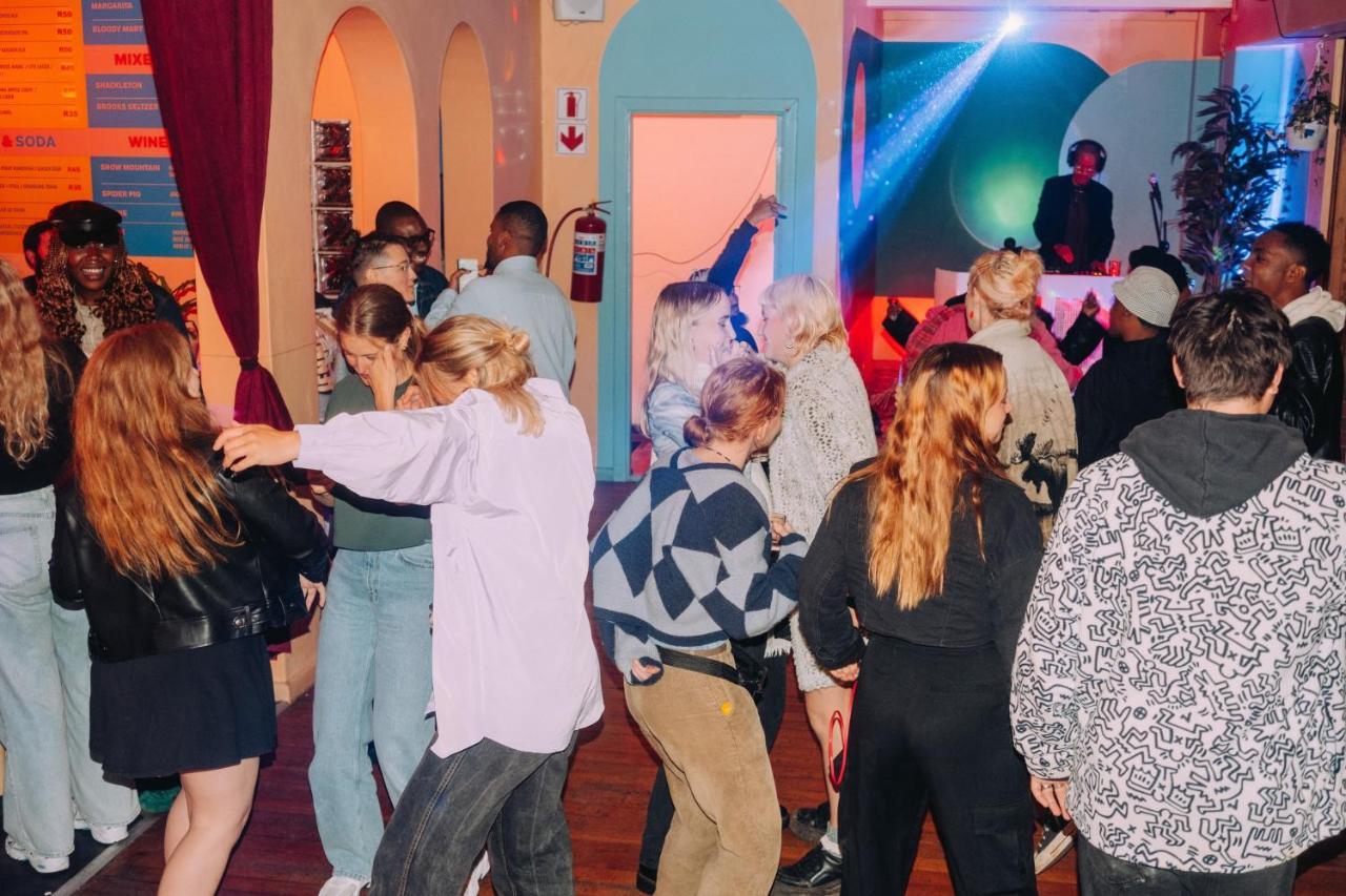 Long Street Backpackers (Adults Only) Hostel Κέιπ Τάουν Εξωτερικό φωτογραφία