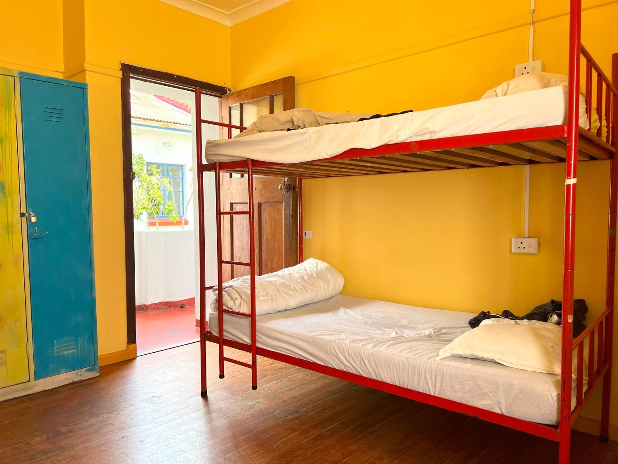 Long Street Backpackers (Adults Only) Hostel Κέιπ Τάουν Δωμάτιο φωτογραφία